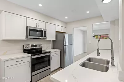 2518 E Osborn Road, Phoenix, AZ 85016 - Photo 11