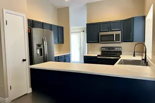 13643 S 36th Way, Phoenix, AZ 85044 - Photo 1