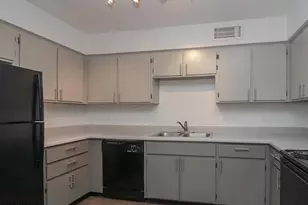 17805 N 40th St, Phoenix, AZ 85032 - Photo 5