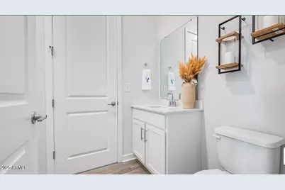 4550 S 67th Avenue #Unit 1, Phoenix, AZ 85043 - Photo 5