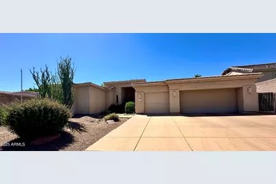 2627 E Acoma, Phoenix, AZ 85032 - Photo 1