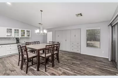 20855 N 88th Lane, Peoria, AZ 85382 - Photo 9