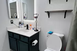 8800 N 107th Ave, Peoria, AZ 85345 - Photo 17