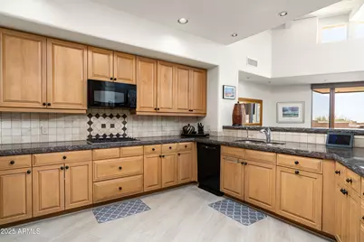 11163 E Prospect Point Drive, Scottsdale, AZ 85262 - Photo 13