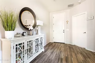 7039 N 84th Ave, Glendale, AZ 85305 - Photo 17