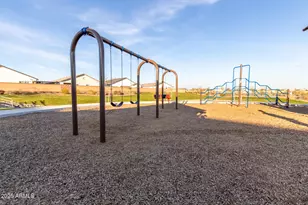 10446 W Lone Cactus Dr, Peoria, AZ 85382 - Photo 39