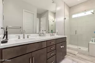 10446 W Lone Cactus Dr, Peoria, AZ 85382 - Photo 15