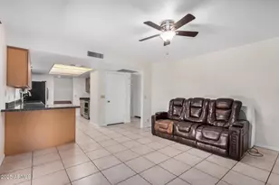 8004 W Sierra Vista Dr, Glendale, AZ 85303 - Photo 9