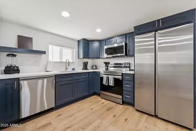 1548 N Upland Circle #B, Mesa, AZ 85201 - Photo 9