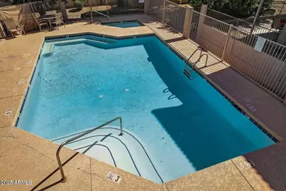 15910 N 74th Drive, Peoria, AZ 85382 - Photo 17