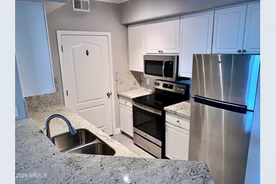 1701 E Colter Street #477, Phoenix, AZ 85016 - Photo 1