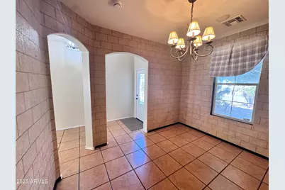4686 E Meadow Creek Way, San Tan Valley, AZ 85140 - Photo 3