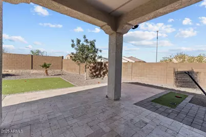 19132 W Morning Glory Drive, Buckeye, AZ 85326 - Photo 35