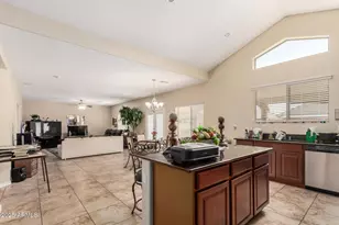 33293 N Madison Way Dr, San Tan Valley, AZ 85144 - Photo 17