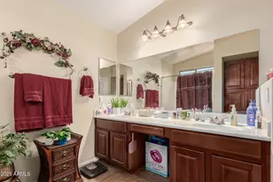 33293 N Madison Way Dr, San Tan Valley, AZ 85144 - Photo 23