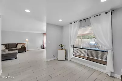 2312 S Forest Avenue, Tempe, AZ 85282 - Photo 11