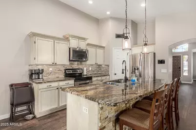 3451 E Utopia Road E, Phoenix, AZ 85050 - Photo 9