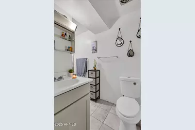6516 W Cheery Lynn Road, Phoenix, AZ 85033 - Photo 11