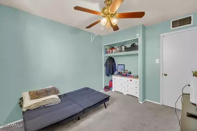 6516 W Cheery Lynn Road, Phoenix, AZ 85033 - Photo 11