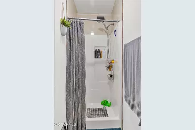 6516 W Cheery Lynn Road, Phoenix, AZ 85033 - Photo 21