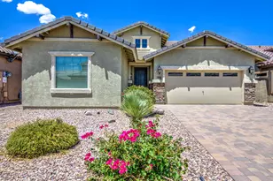 378 E Castle Rock, San Tan Valley, AZ 85143 - Photo 1