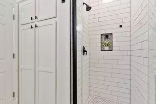 5350 E Deer Valley Dr, Phoenix, AZ 85054 - Photo 17