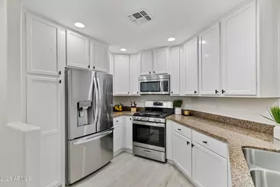 5350 E Deer Valley Drive #1276, Phoenix, AZ 85054 - Photo 3