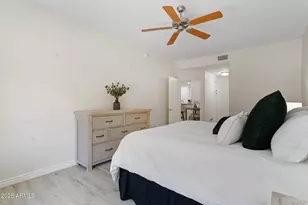 5350 E Deer Valley Dr, Phoenix, AZ 85054 - Photo 11