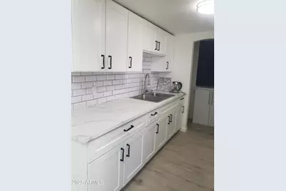 5203 N 42nd Drive, Phoenix, AZ 85019 - Photo 7