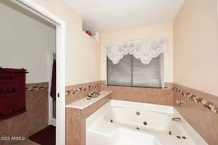 5242 N 86th Ave, Glendale, AZ 85305 - Photo 27