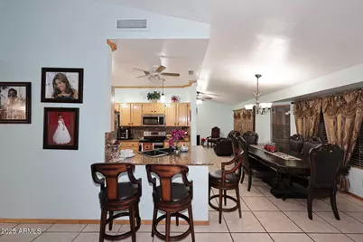 5242 N 86th Avenue, Glendale, AZ 85305 - Photo 11