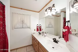 5242 N 86th Ave, Glendale, AZ 85305 - Photo 19