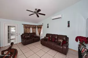 5242 N 86th Ave, Glendale, AZ 85305 - Photo 17