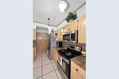 5242 N 86th Avenue, Glendale, AZ 85305 - Photo 15