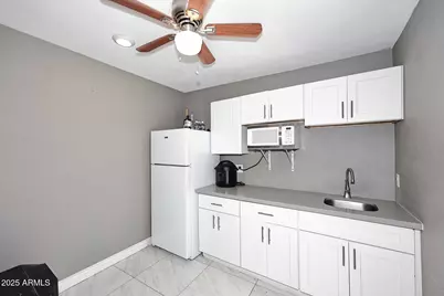 5242 N 86th Avenue, Glendale, AZ 85305 - Photo 41