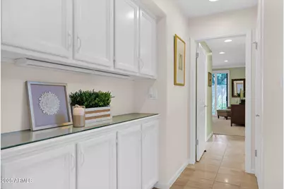 10068 E Cinnabar Avenue, Scottsdale, AZ 85258 - Photo 19