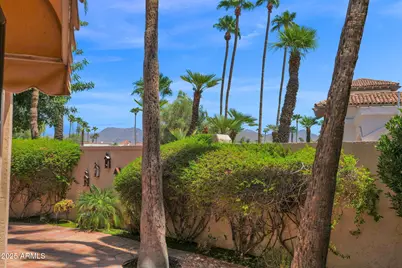 10068 E Cinnabar Avenue, Scottsdale, AZ 85258 - Photo 27
