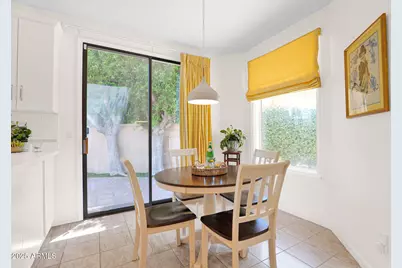 10068 E Cinnabar Avenue, Scottsdale, AZ 85258 - Photo 17