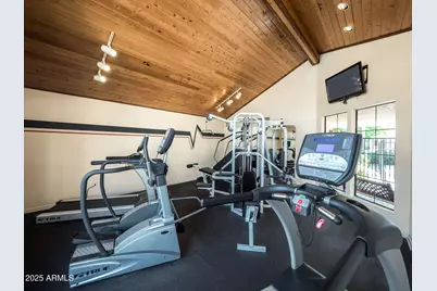 10068 E Cinnabar Avenue, Scottsdale, AZ 85258 - Photo 39