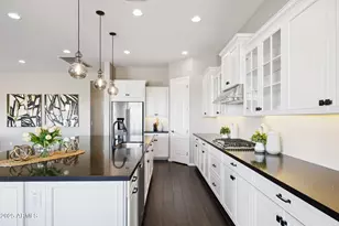 7707 S 43rd Pl, Phoenix, AZ 85042 - Photo 17