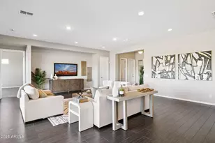 7707 S 43rd Pl, Phoenix, AZ 85042 - Photo 13