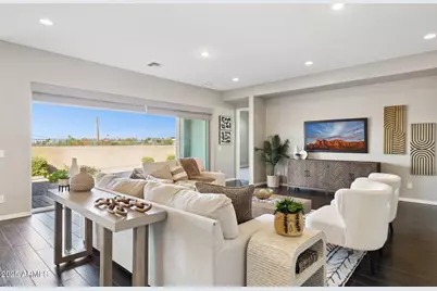 7707 S 43rd Place, Phoenix, AZ 85042 - Photo 9