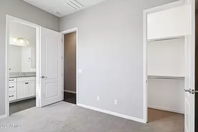 7707 S 43rd Place, Phoenix, AZ 85042 - Photo 33