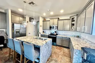 3326 S 257th Dr, Buckeye, AZ 85326 - Photo 5