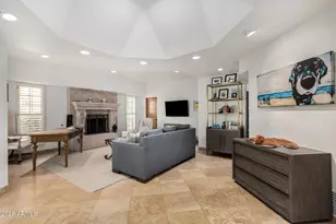 2737 E Arizona Biltmore Circle, Phoenix, AZ 85016 - Photo 11