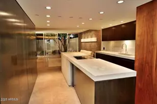 4401 N 40th St, Phoenix, AZ 85018 - Photo 1