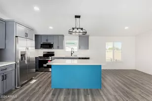 15718 W Remuda Dr, Surprise, AZ 85387 - Photo 9