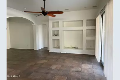 8774 W Lane Avenue, Glendale, AZ 85305 - Photo 5