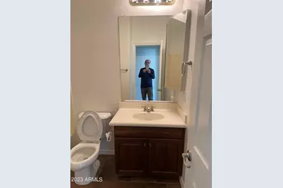 8774 W Lane Avenue, Glendale, AZ 85305 - Photo 9