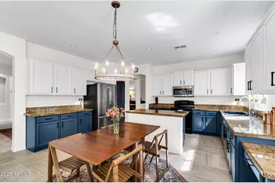 4348 E Muirfield Street, Gilbert, AZ 85298 - Photo 7